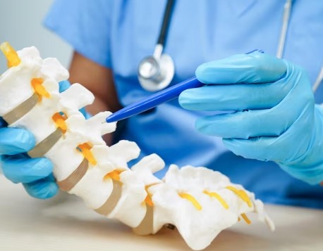 Best Chronic Spine Pain Treatment in Noida