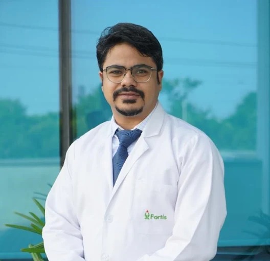 Best Doctor for Spine Pain in Greater Noida