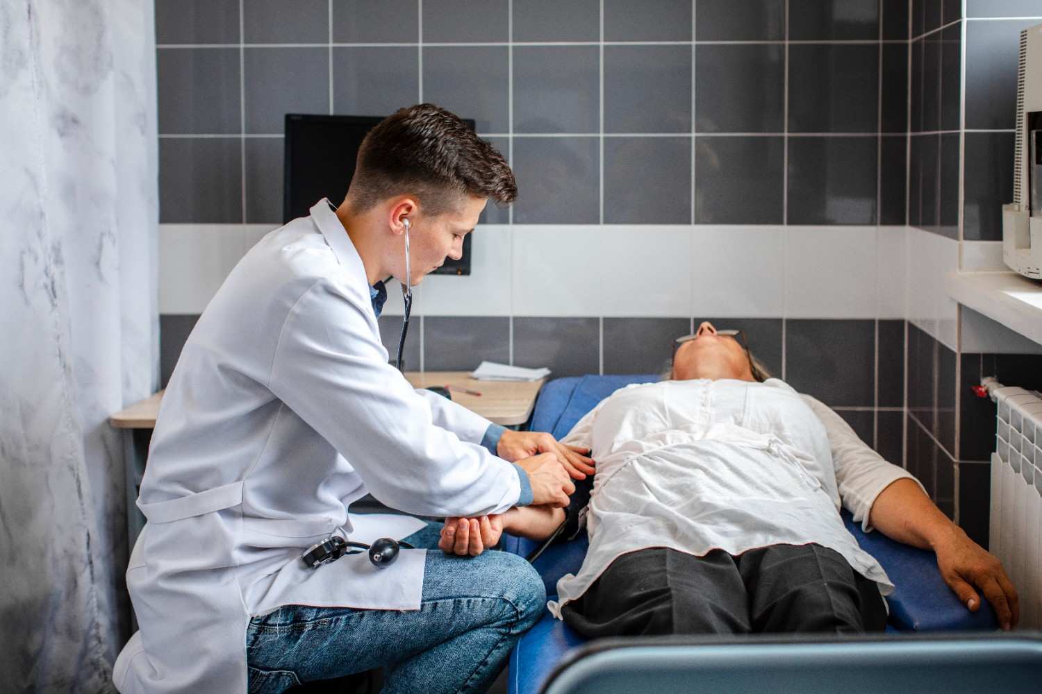 Best Seizure Specialist Hospital in Greater Noida