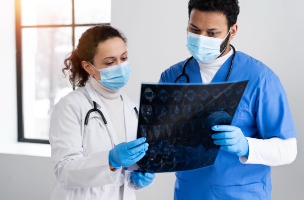 Best Neurosurgeon Doctor in Greater Noida