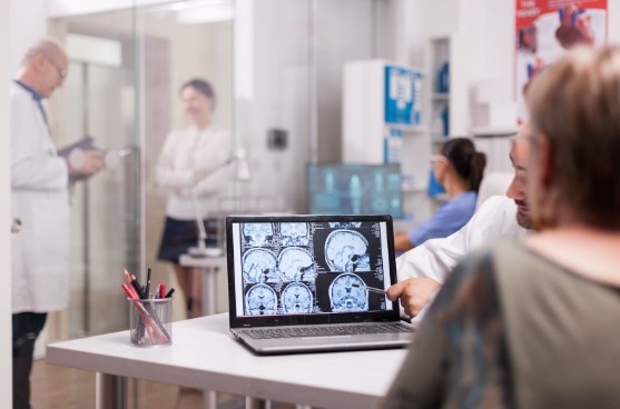Best Neuro Specialist in Noida
