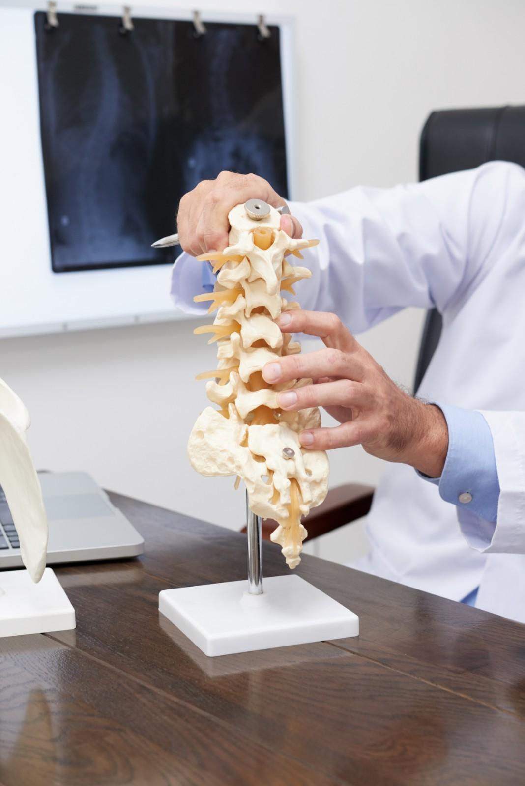 Spinal Fracture Treatment in Greater Noida